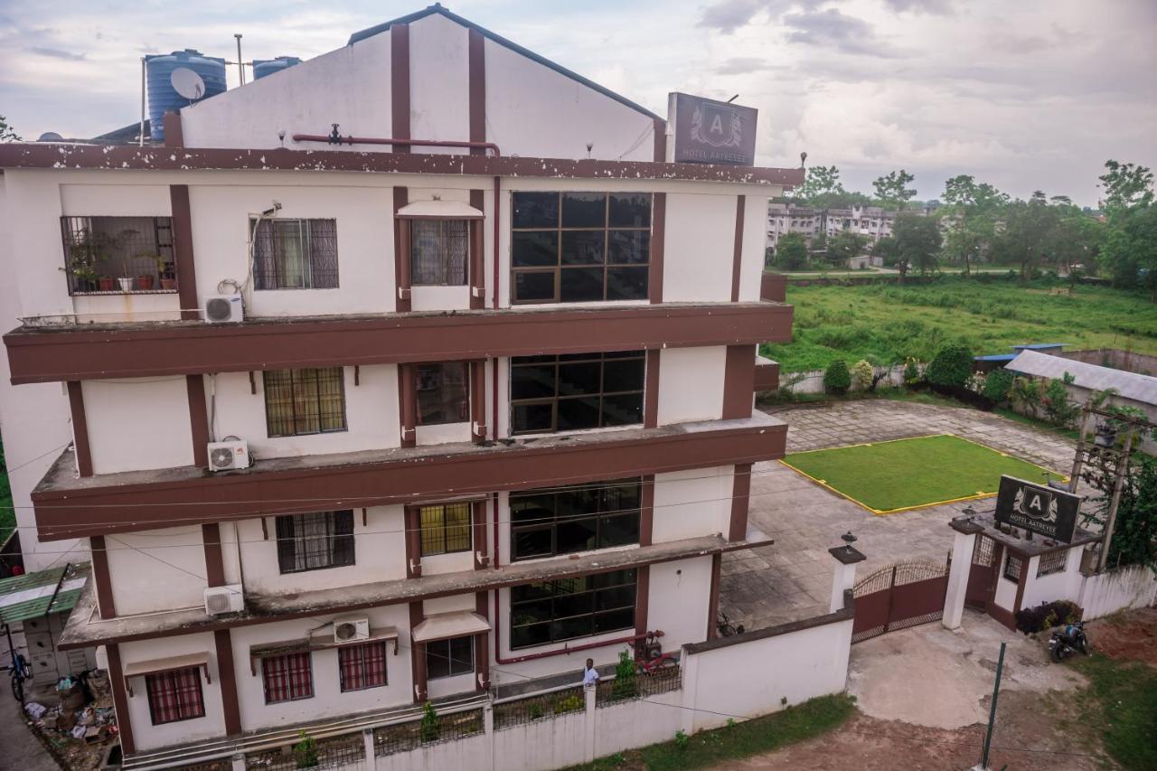 Hotel Aatreyee Dibrugarh 外观 照片