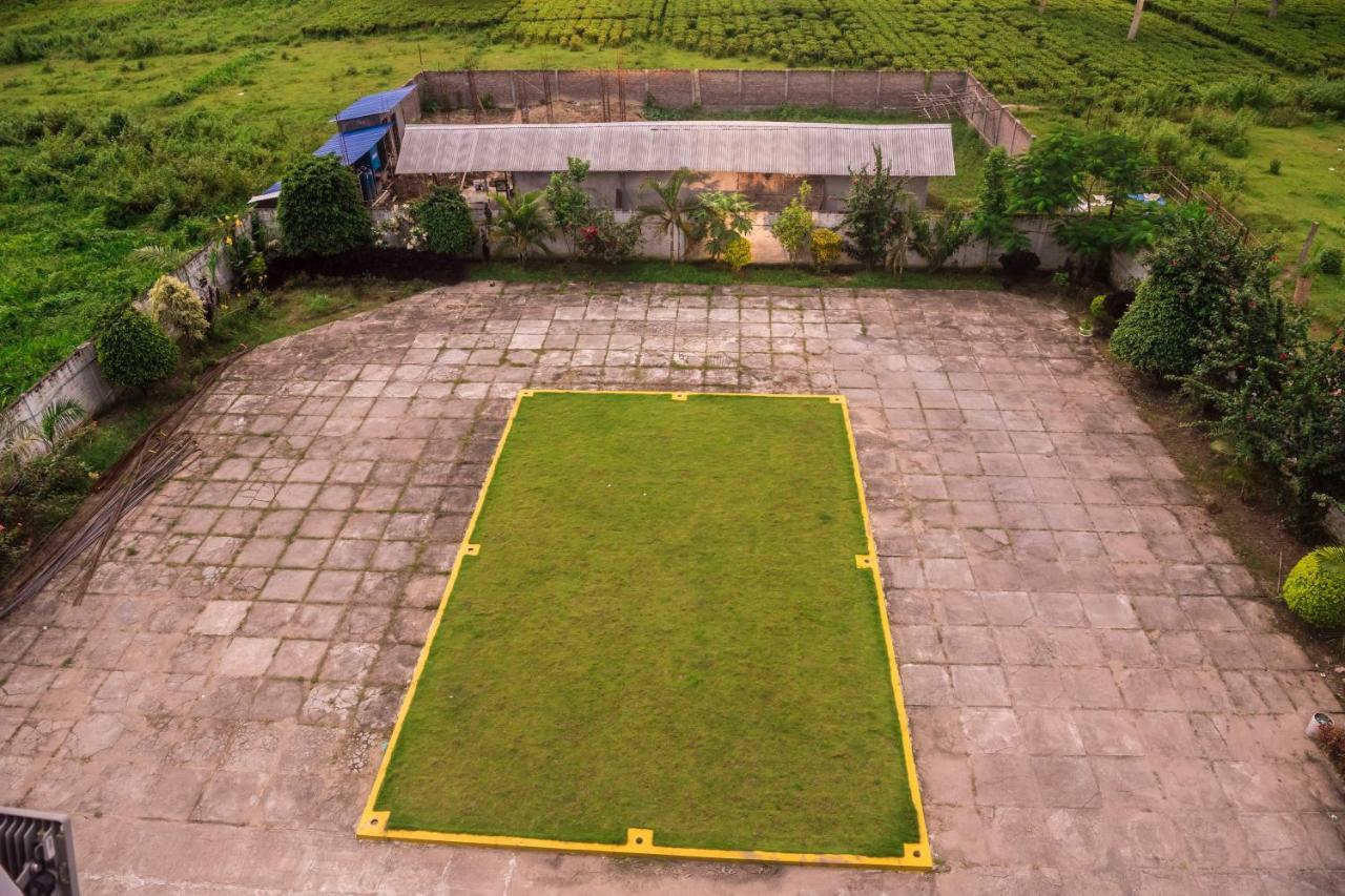 Hotel Aatreyee Dibrugarh 外观 照片