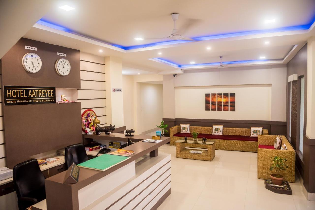 Hotel Aatreyee Dibrugarh 外观 照片