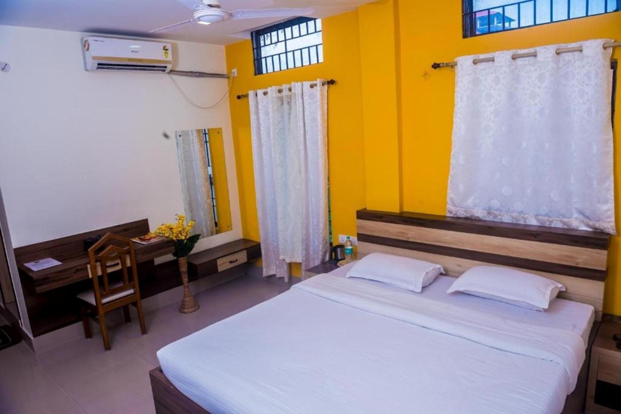 Hotel Aatreyee Dibrugarh 外观 照片